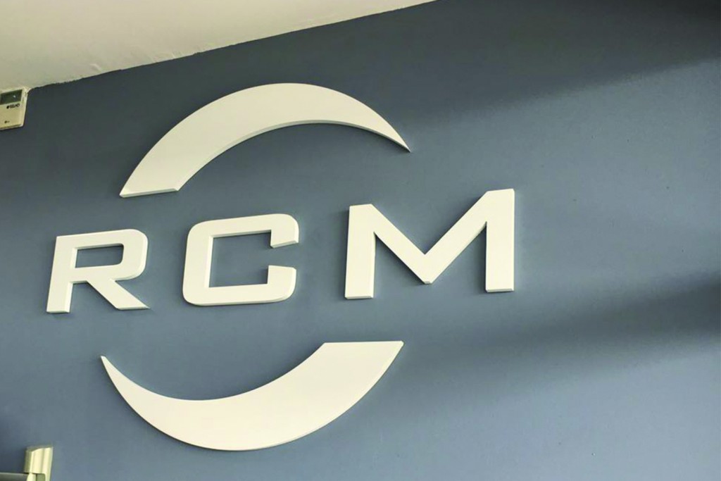 שלט בולט לחברות